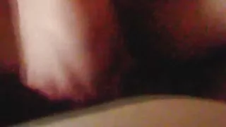 চমত্কার স্বর্ণকেশী ক ...