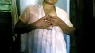 নক আউট হটিস কাইরা হট ...
