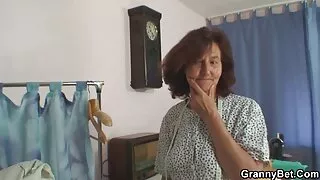 নেশা স্বর্ণকেশী Bran ...