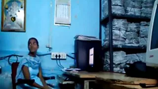 হস্তমৈথুনরত স্বর্ণকে ...