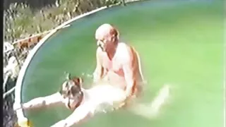 মায়া এবং টোনিয়া শৃ ...