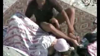 মোরগের জন্য ক্ষুধার্ ...