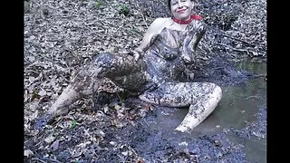 আকর্ষণীয় খোকা একটি  ...